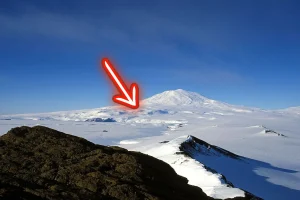 500 million years in hiding: Antarctica’s buried mountain chain shocks scientists again